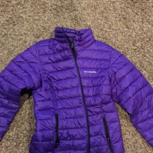 Woman’s Columbia puffer jacket